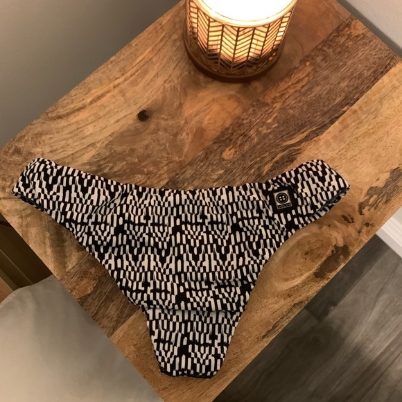 🍓JOLYN “WESTON” BOTTOMS - Picture 2 of 5